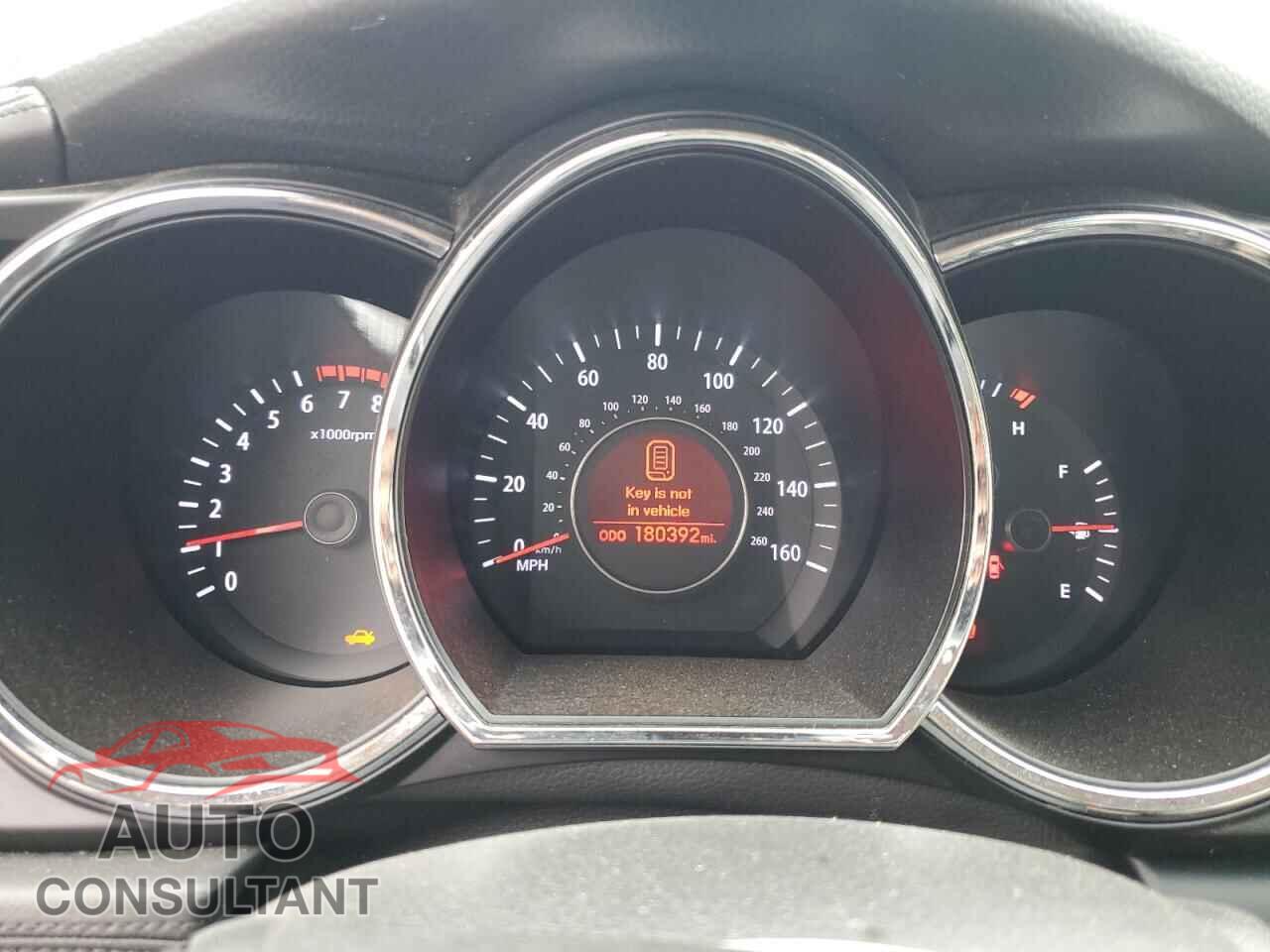 KIA OPTIMA 2011 - KNAGN4A72B5045253