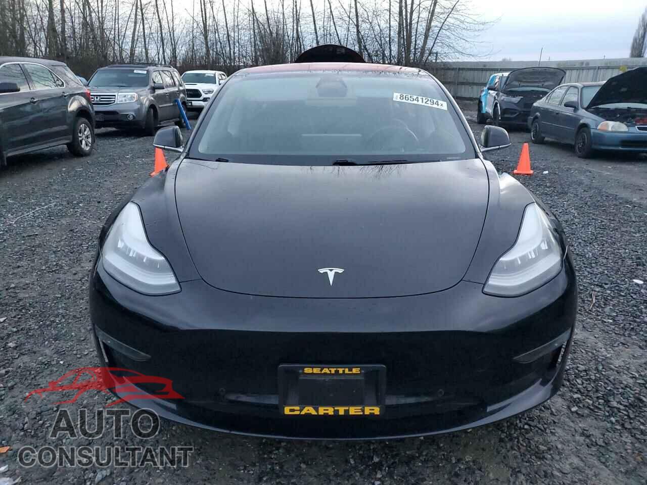 TESLA MODEL 3 2018 - 5YJ3E1EA0JF003893