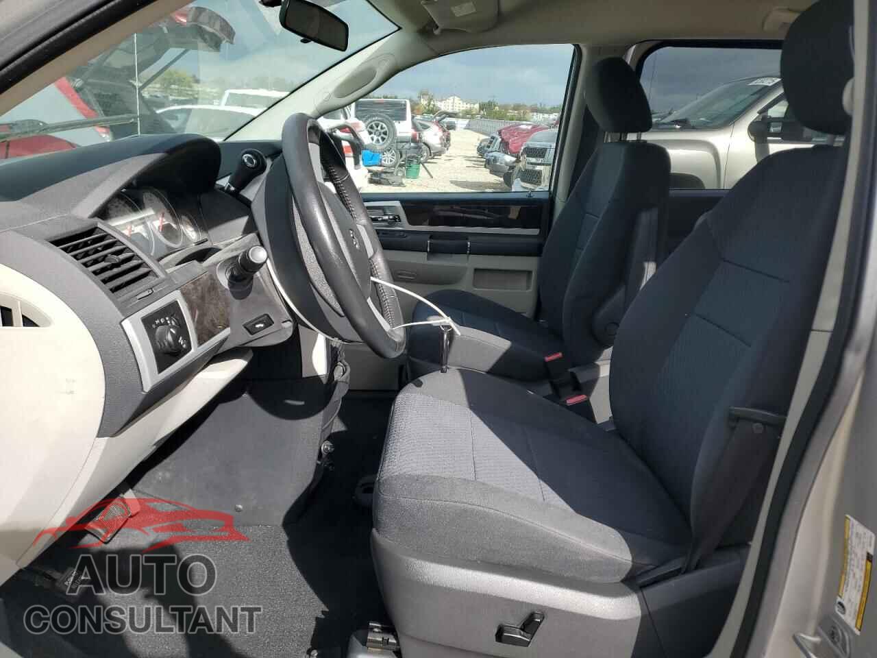 DODGE CARAVAN 2010 - 2D4RN5D10AR261437