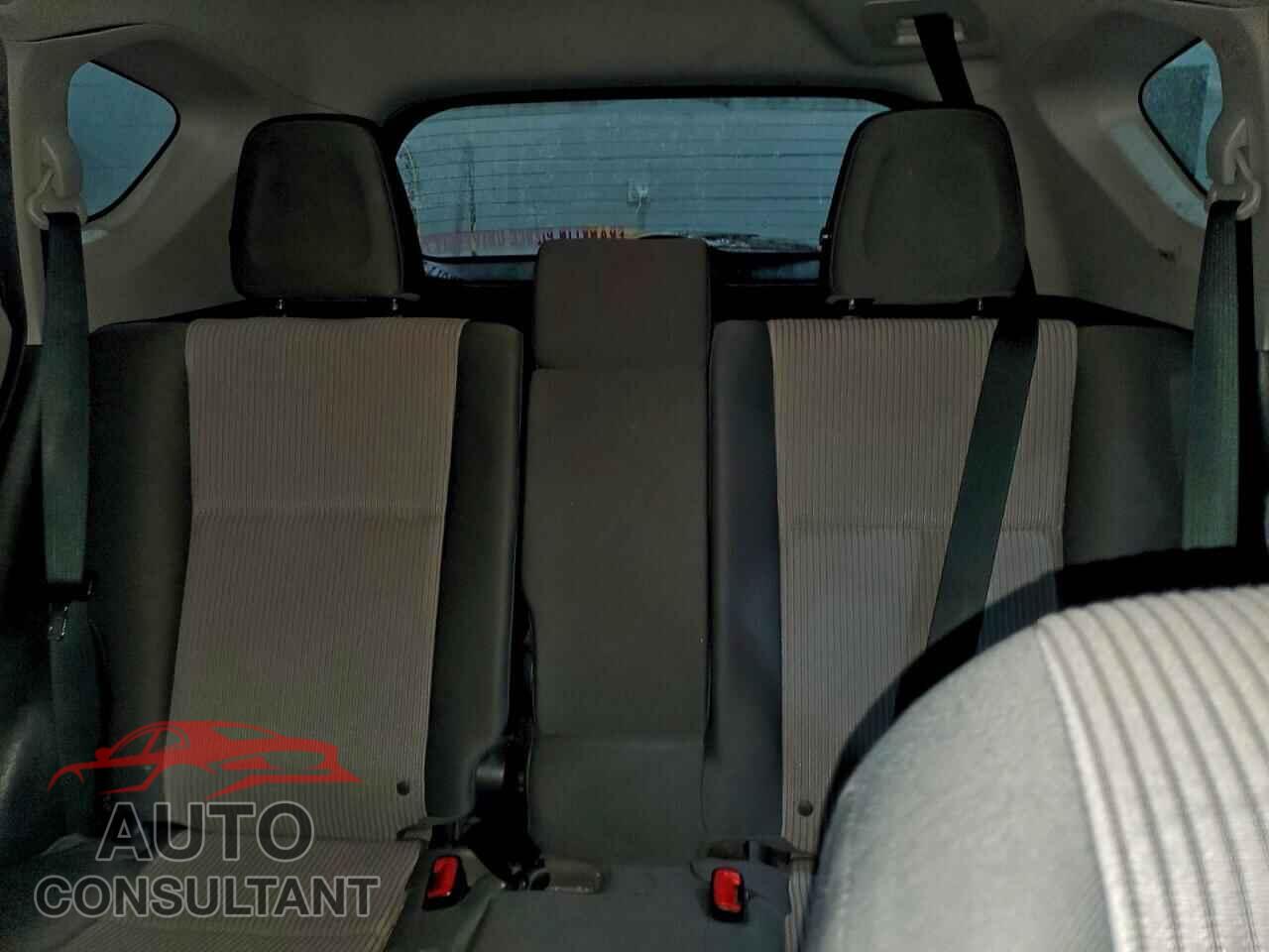 TOYOTA RAV4 2013 - JTMBFREV2D5001045