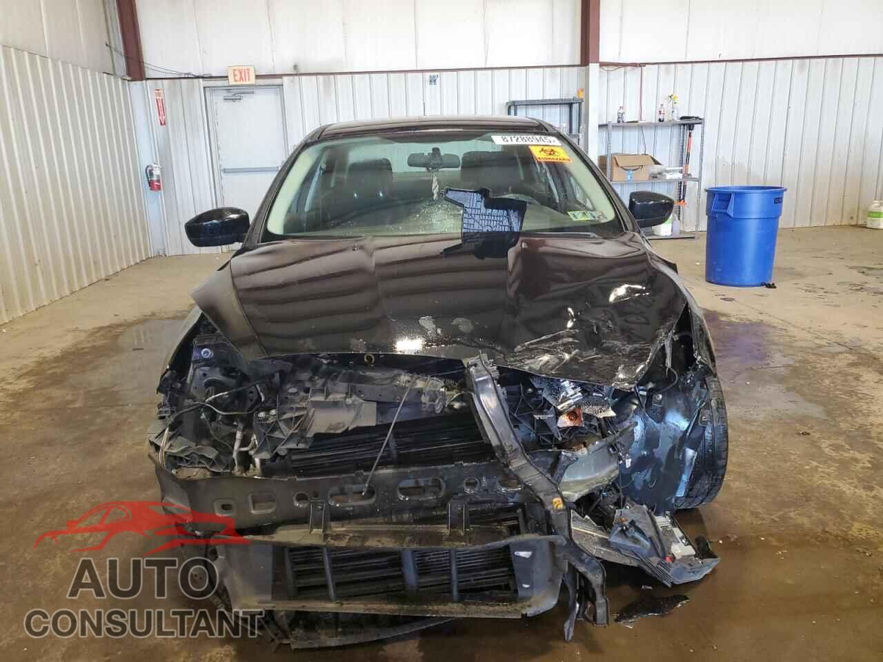 FORD FOCUS 2018 - 1FADP3F27JL298401