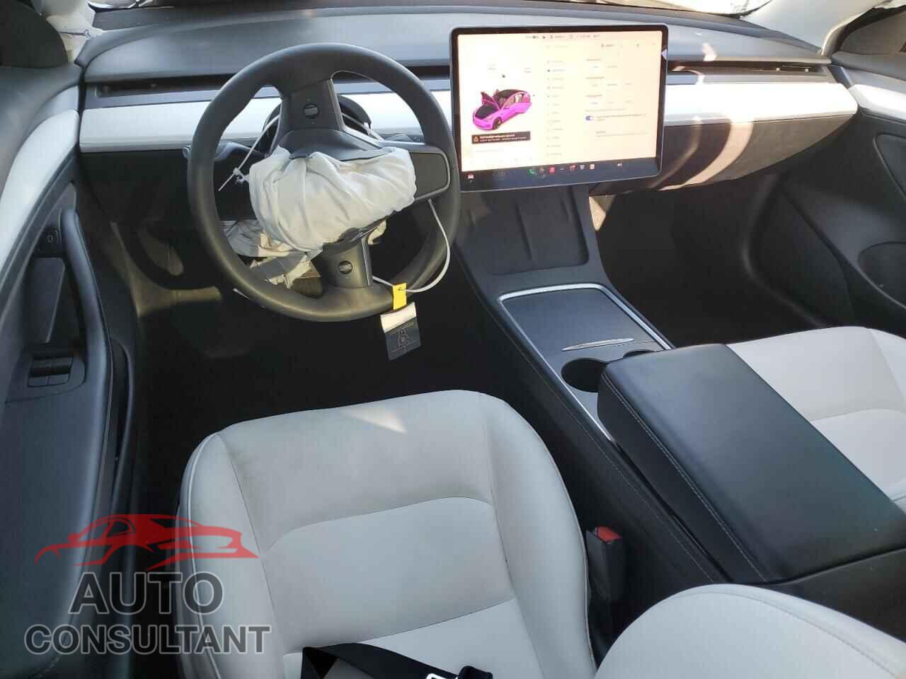 TESLA MODEL 3 2021 - 5YJ3E1EA4MF046170
