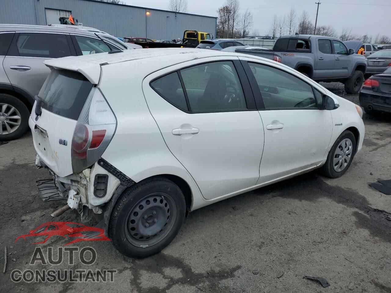 TOYOTA PRIUS 2013 - JTDKDTB36D1039617