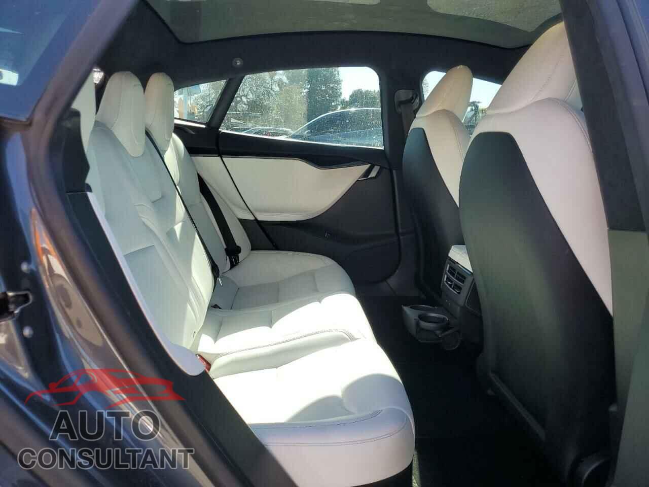 TESLA MODEL S 2020 - 5YJSA1E29LF366969