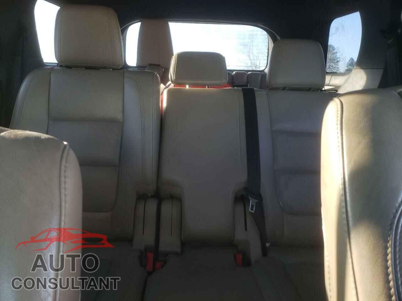 FORD EXPLORER 2013 - 1FM5K7D86DGB17972