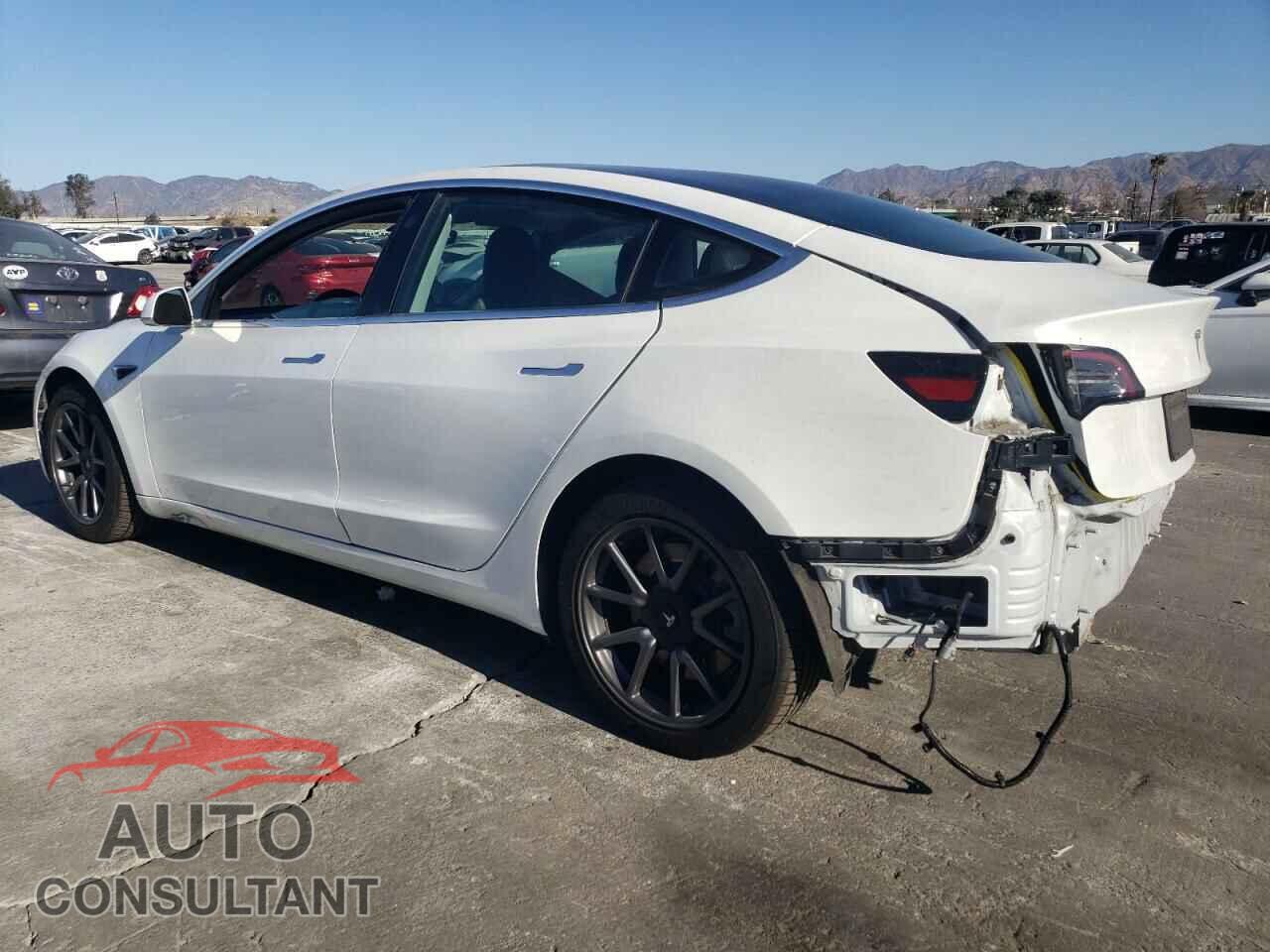 TESLA MODEL 3 2020 - 5YJ3E1EB3LF711311