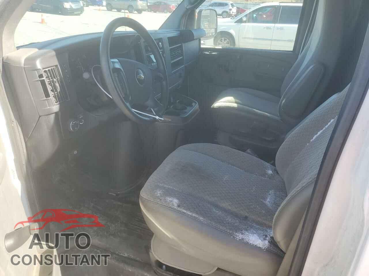CHEVROLET EXPRESS 2013 - 1GCSGAF48D1179733