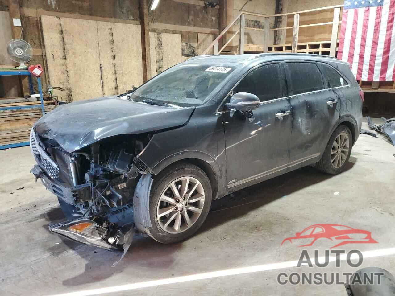 KIA SORENTO 2018 - 5XYPKDA54JG421158