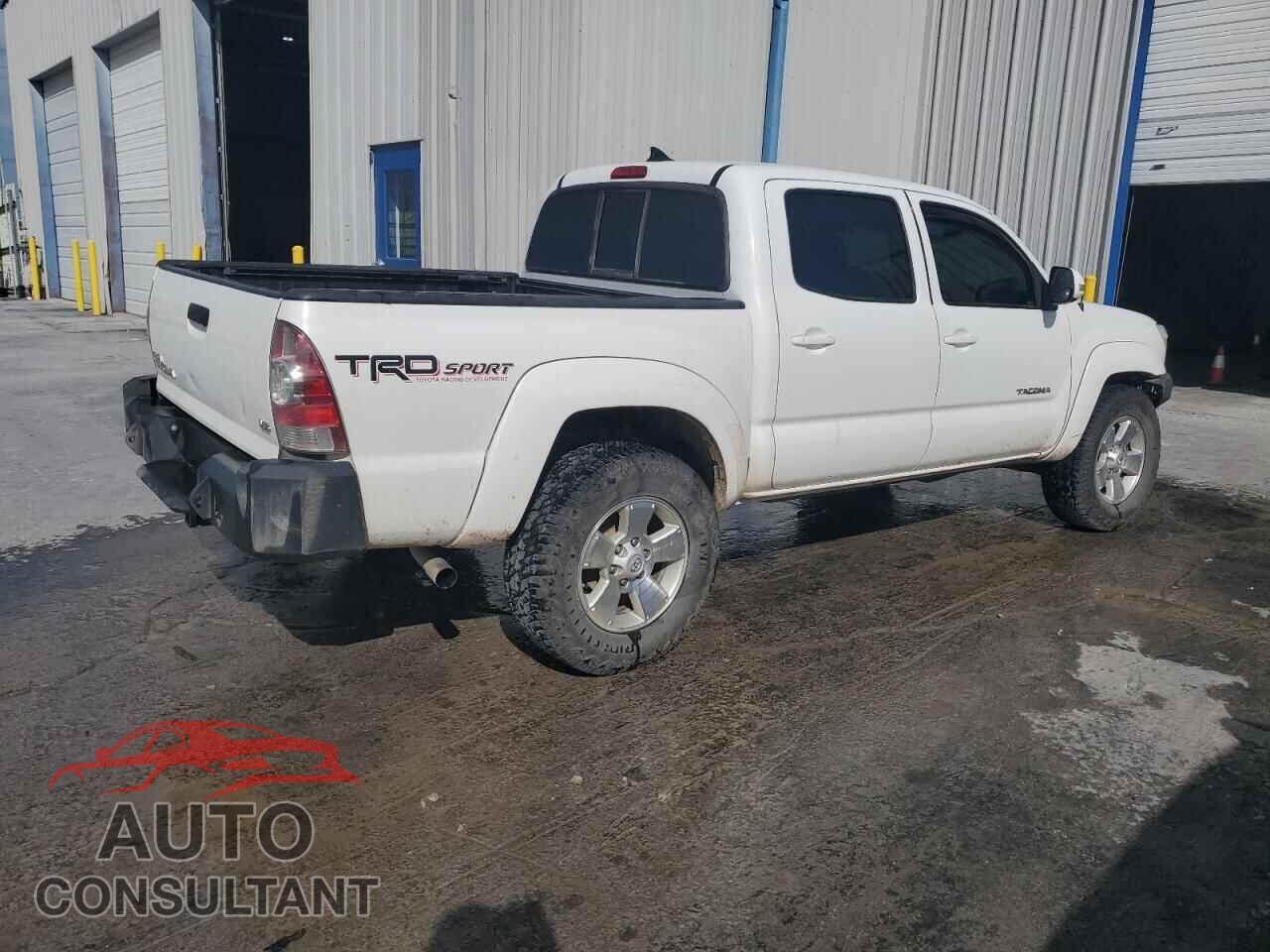 TOYOTA TACOMA 2015 - 3TMLU4EN9FM196670