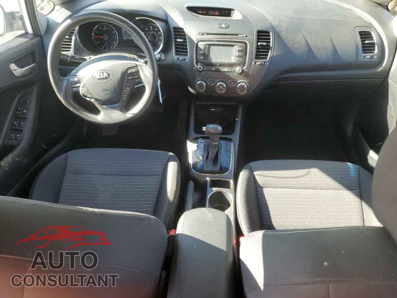 KIA FORTE 2017 - 3KPFL4A78HE015496