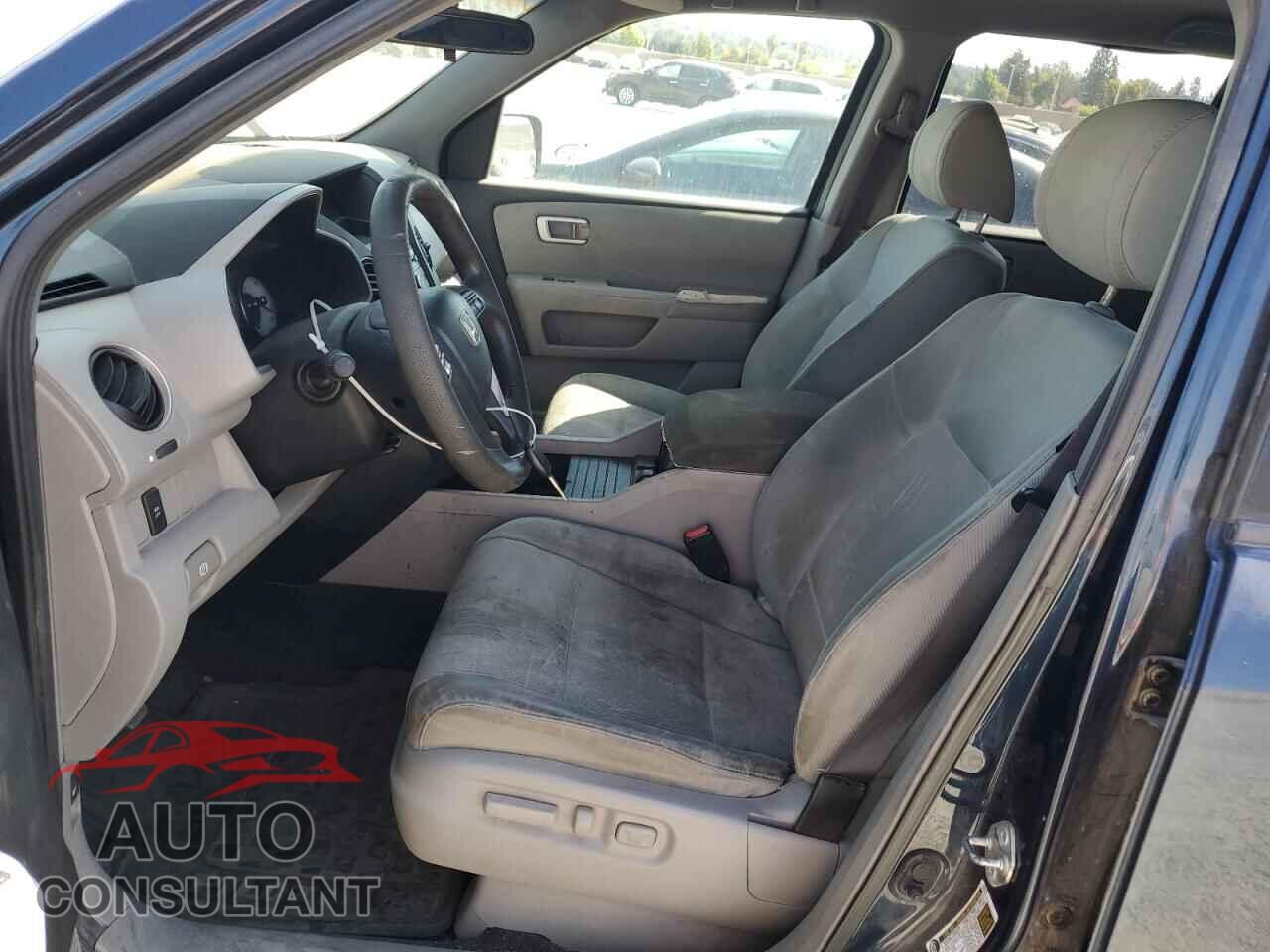HONDA PILOT 2011 - 5FNYF3H46BB012474