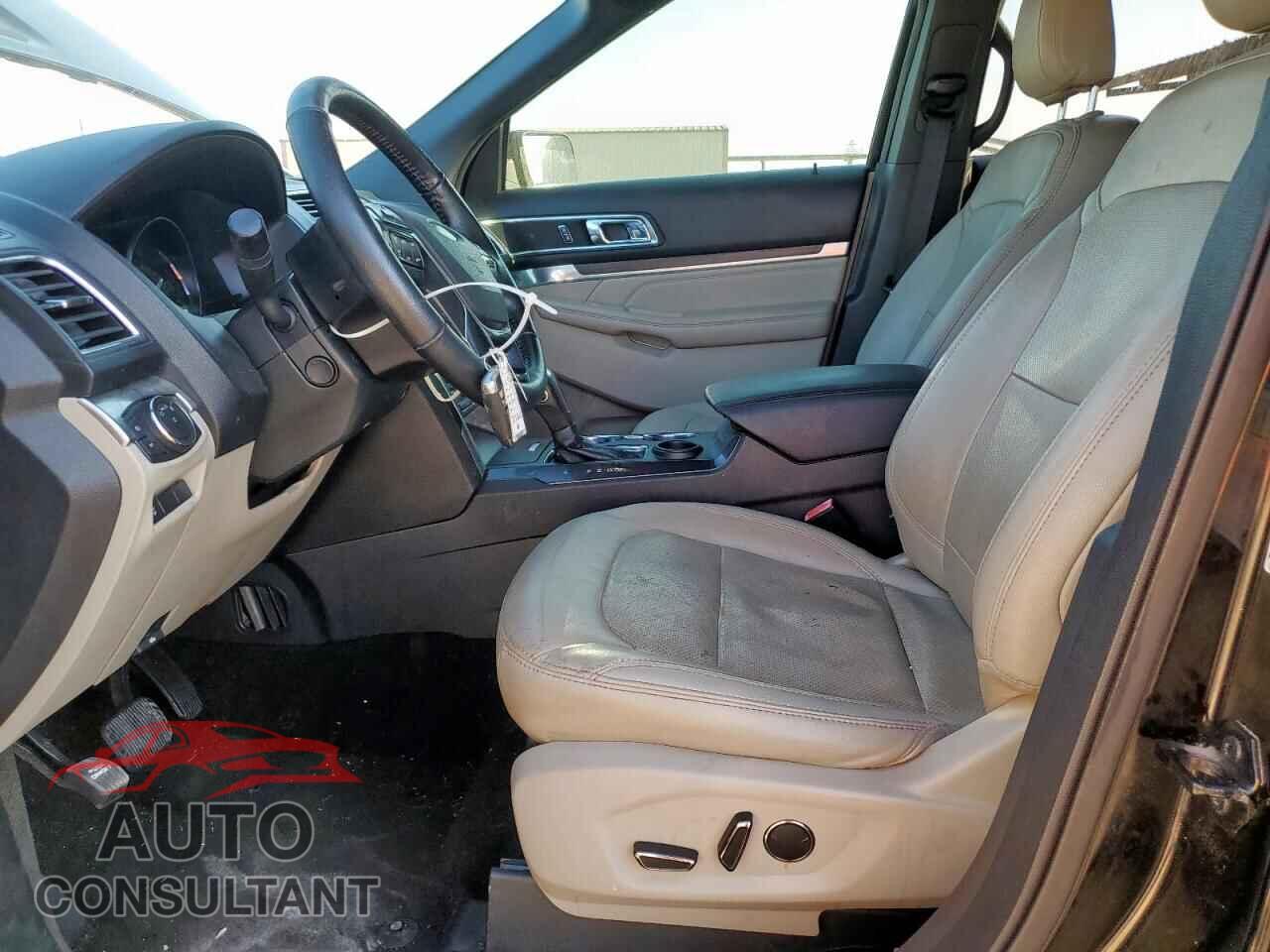 FORD EXPLORER 2018 - 1FM5K7FH6JGB15180