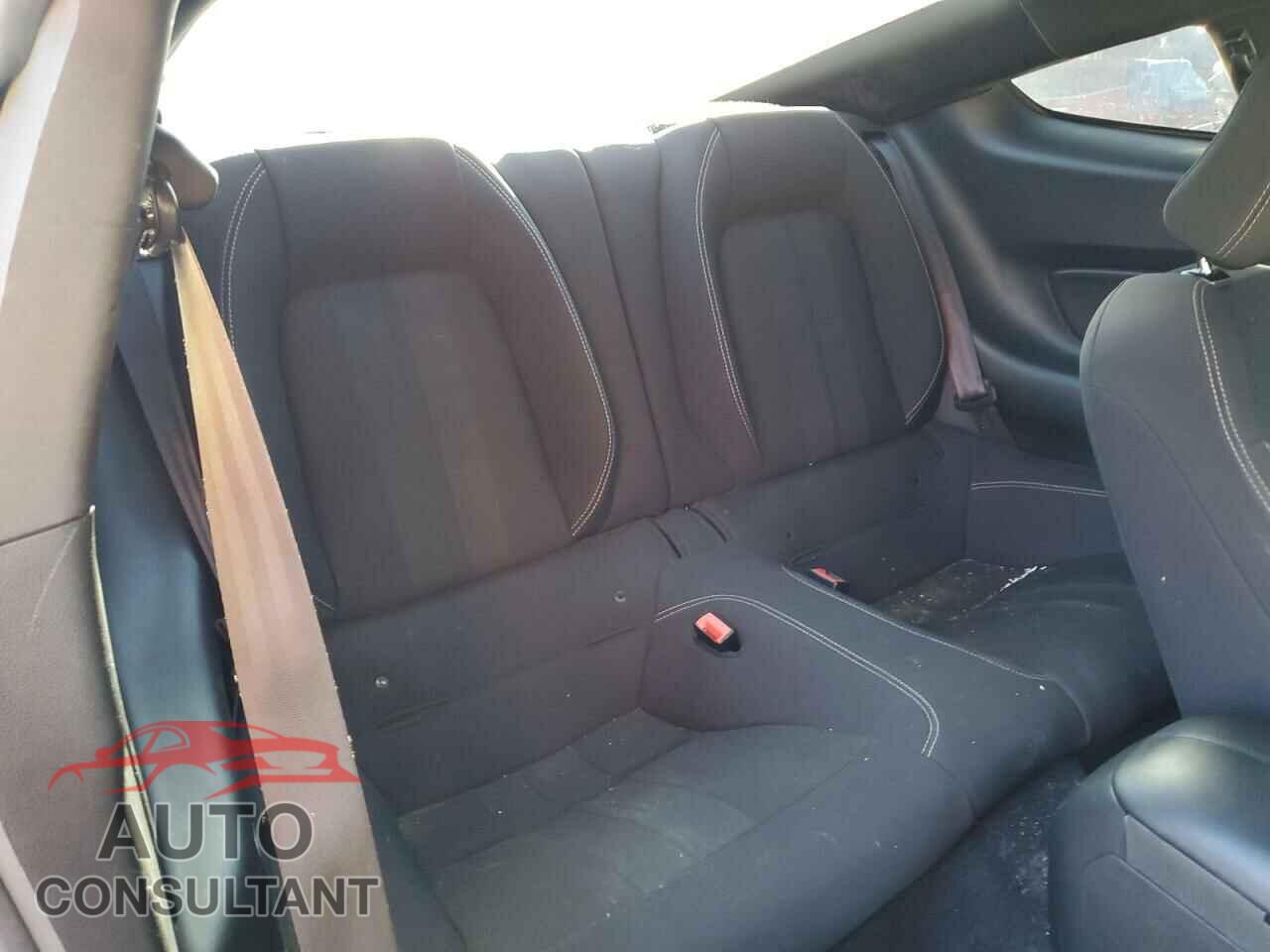 FORD MUSTANG 2020 - 1FA6P8CF5L5100564