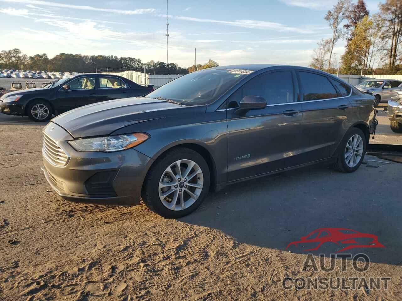 FORD FUSION 2019 - 3FA6P0LU5KR125640