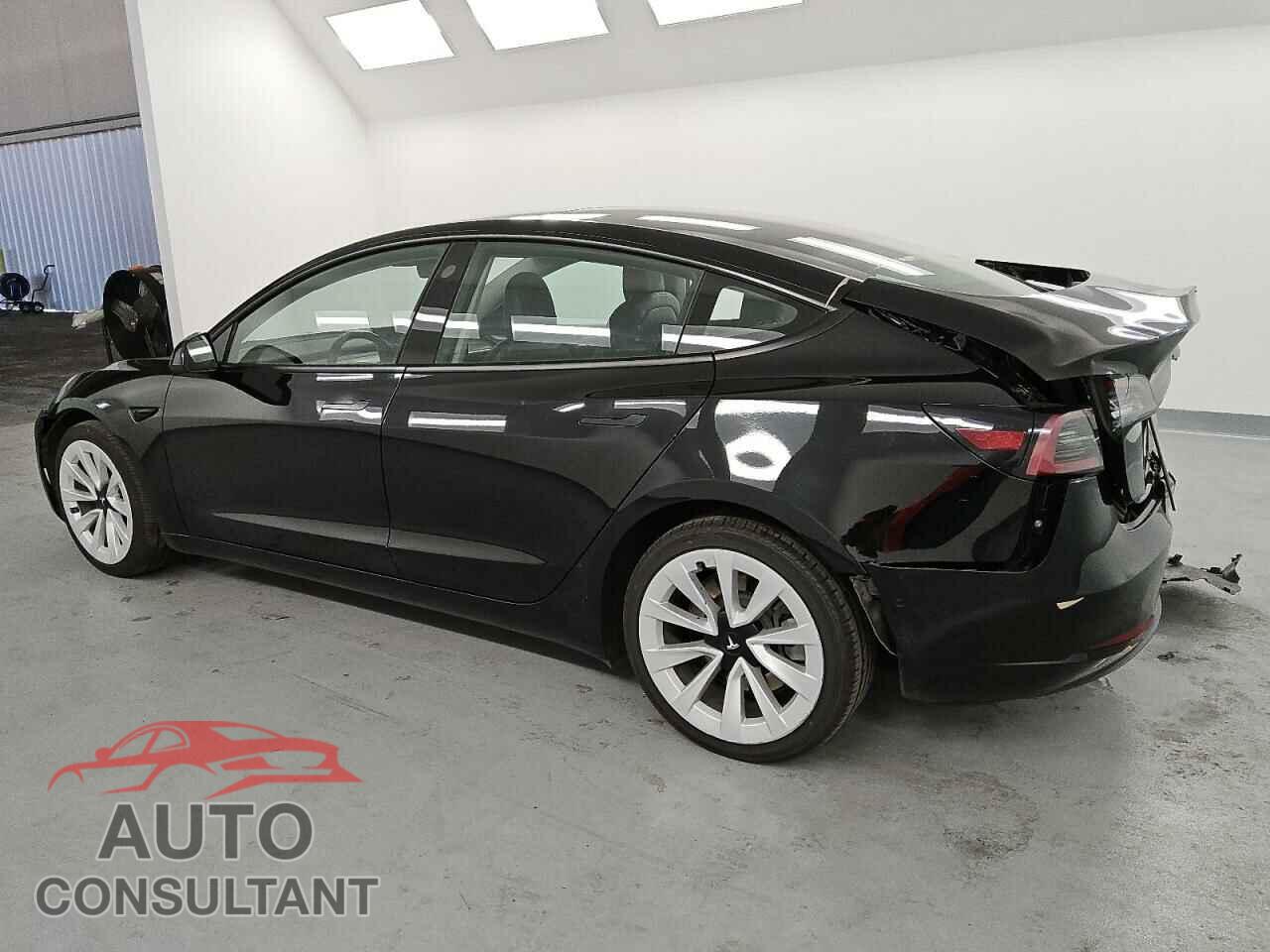 TESLA MODEL 3 2022 - 5YJ3E1EA5NF289701