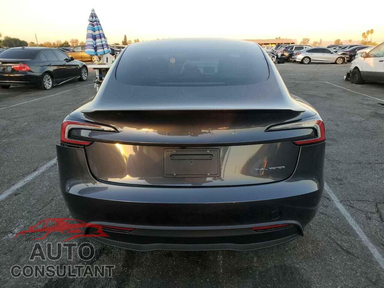 TESLA MODEL 3 2024 - 5YJ3E1EBXRF769442