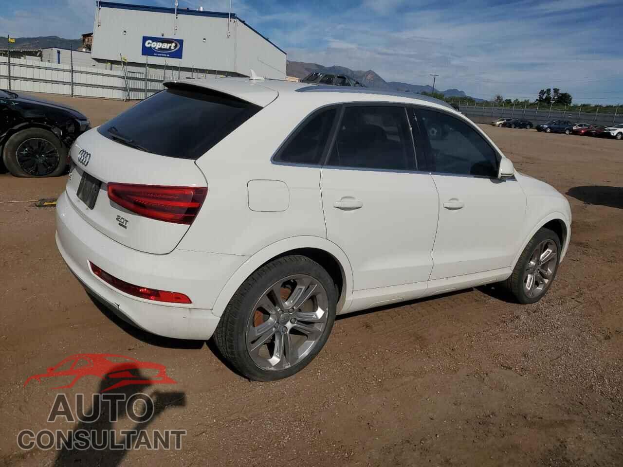 AUDI Q3 2015 - WA1EFCFS8FR001409