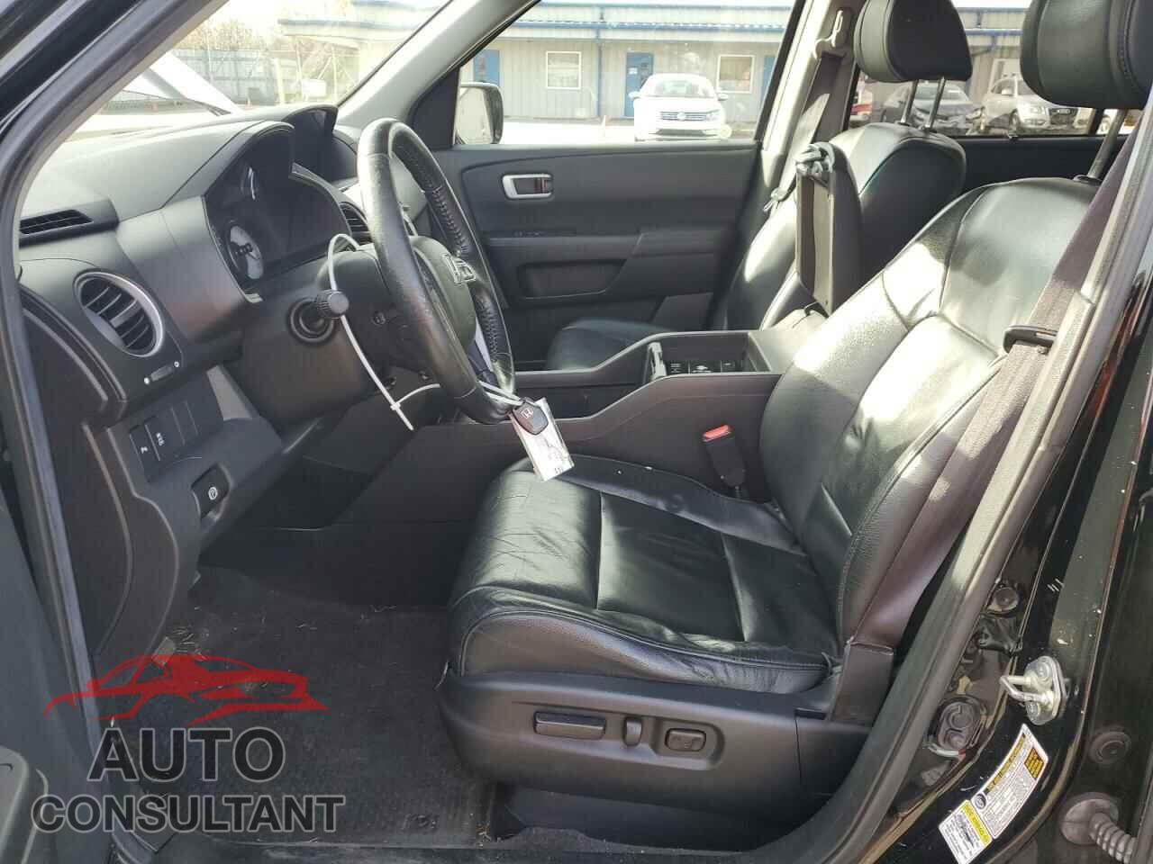 HONDA PILOT 2013 - 5FNYF4H99DB019147