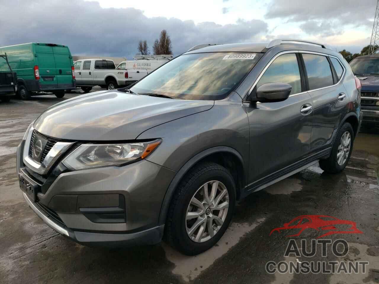 NISSAN ROGUE 2017 - KNMAT2MT5HP587018