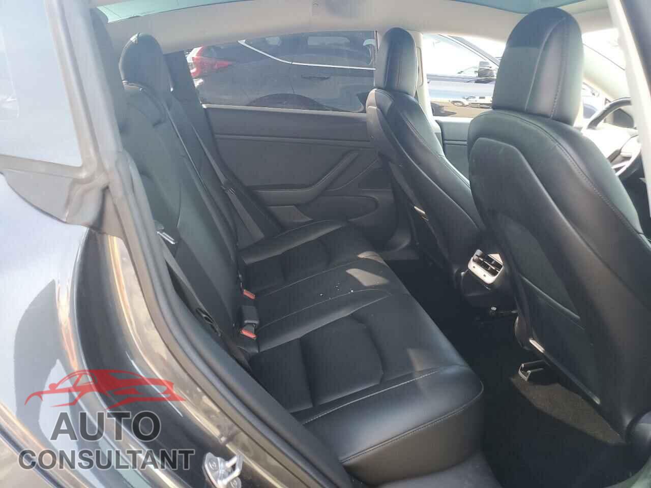 TESLA MODEL 3 2019 - 5YJ3E1EA6KF400333