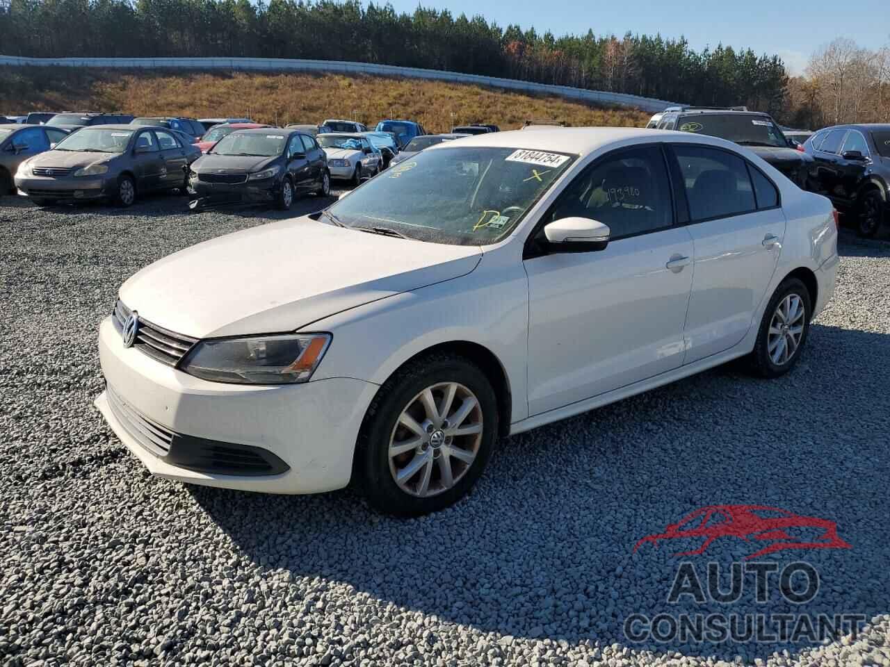 VOLKSWAGEN JETTA 2011 - 3VWDX7AJ0BM321613