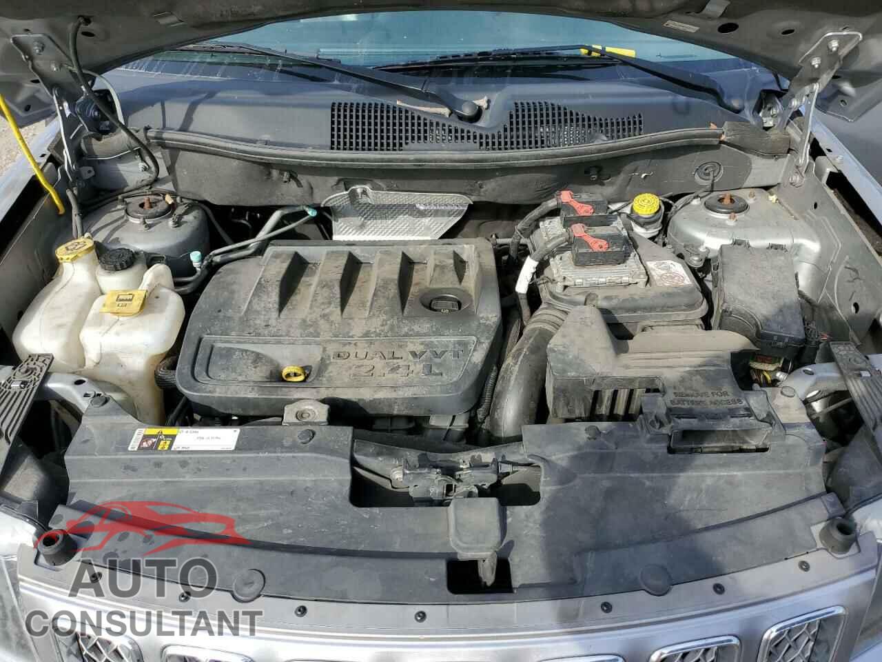 JEEP COMPASS 2015 - 1C4NJCCB1FD131571