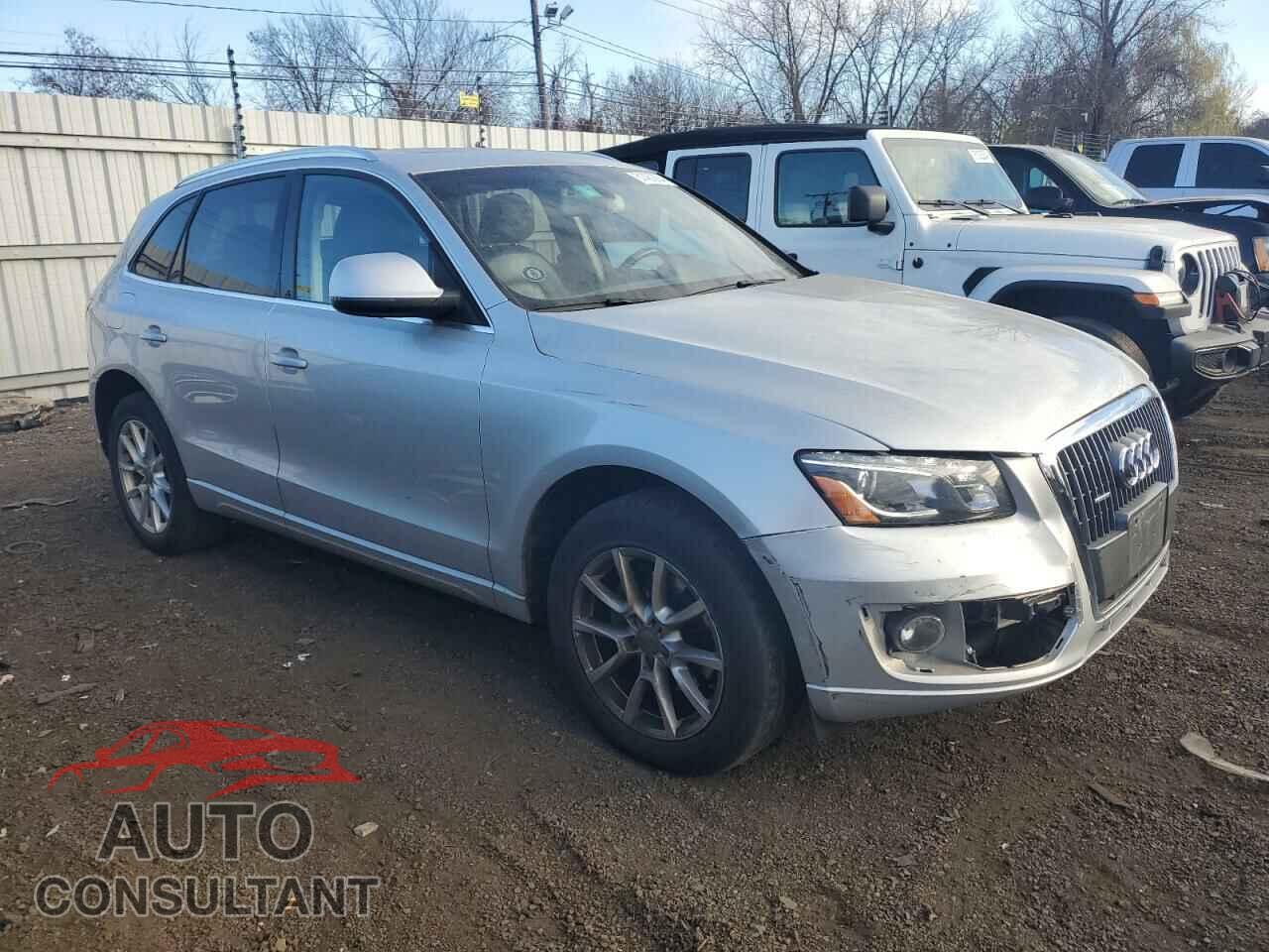 AUDI Q5 2012 - WA1LFAFP3CA120471