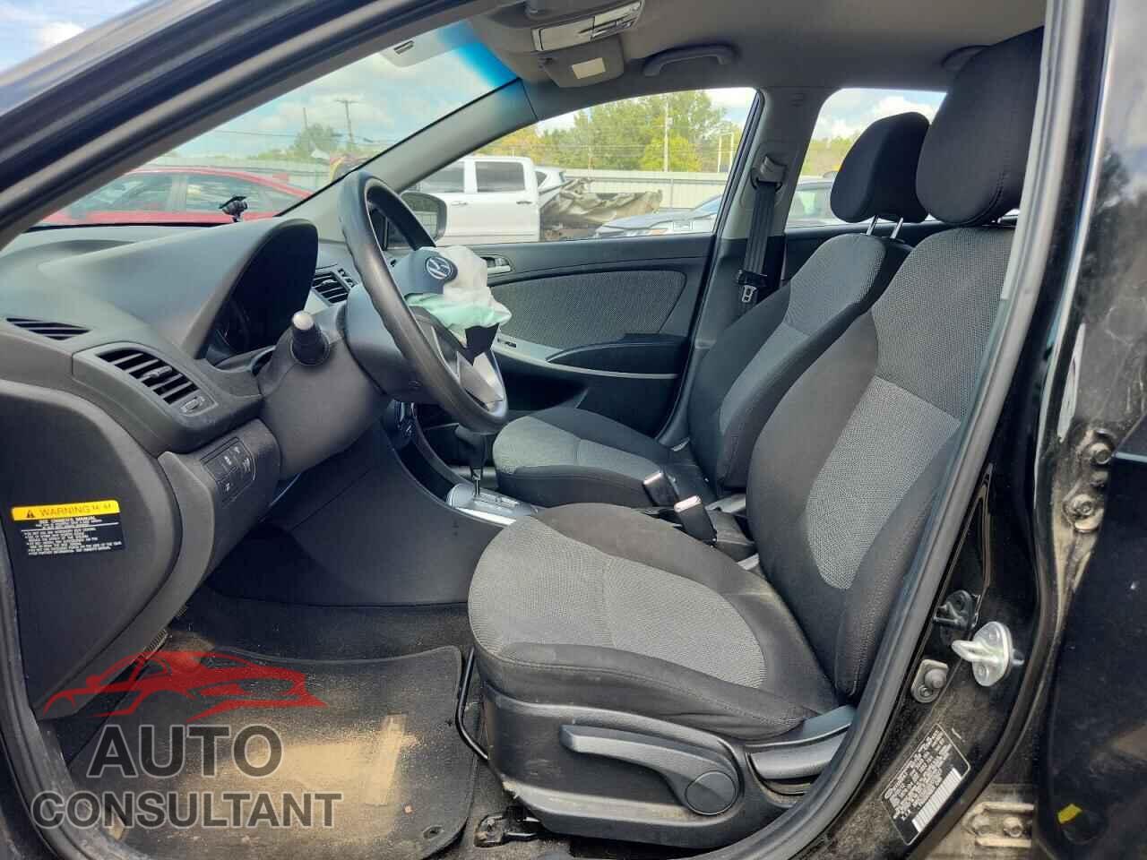 HYUNDAI ACCENT 2013 - KMHCT5AE2DU075627