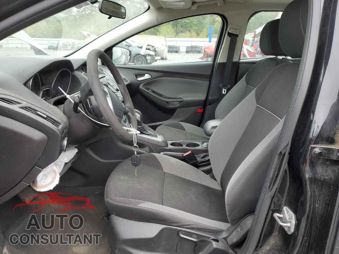 FORD FOCUS 2014 - 1FADP3F25EL288004