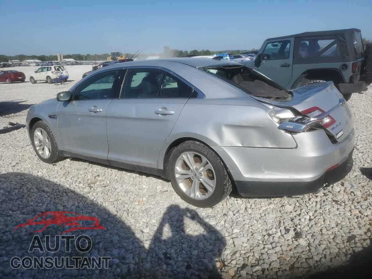 FORD TAURUS 2014 - 1FAHP2E85EG138436