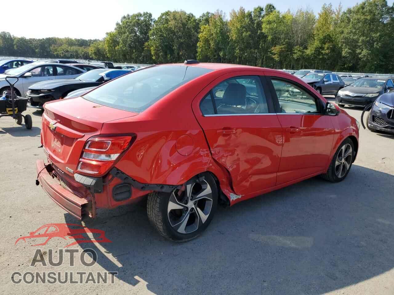 CHEVROLET SONIC 2017 - 1G1JF5SB2H4109670