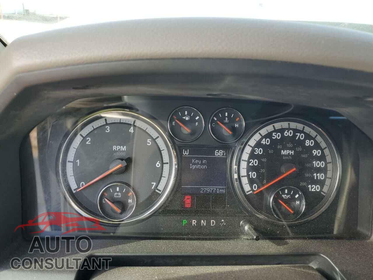 DODGE RAM 1500 2012 - 1C6RD7LT9CS322520