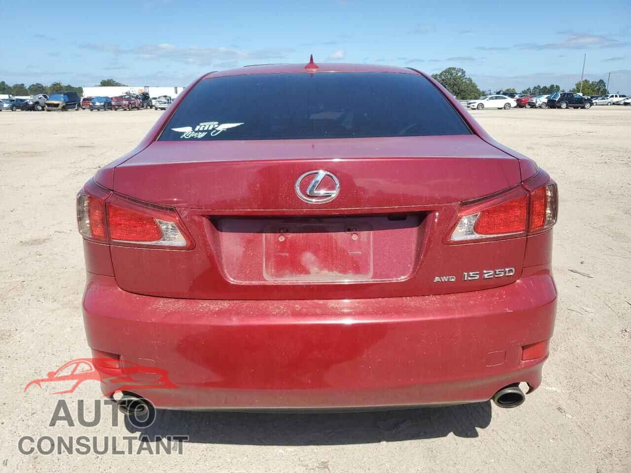 LEXUS IS 2013 - JTHCF5C29D5062557