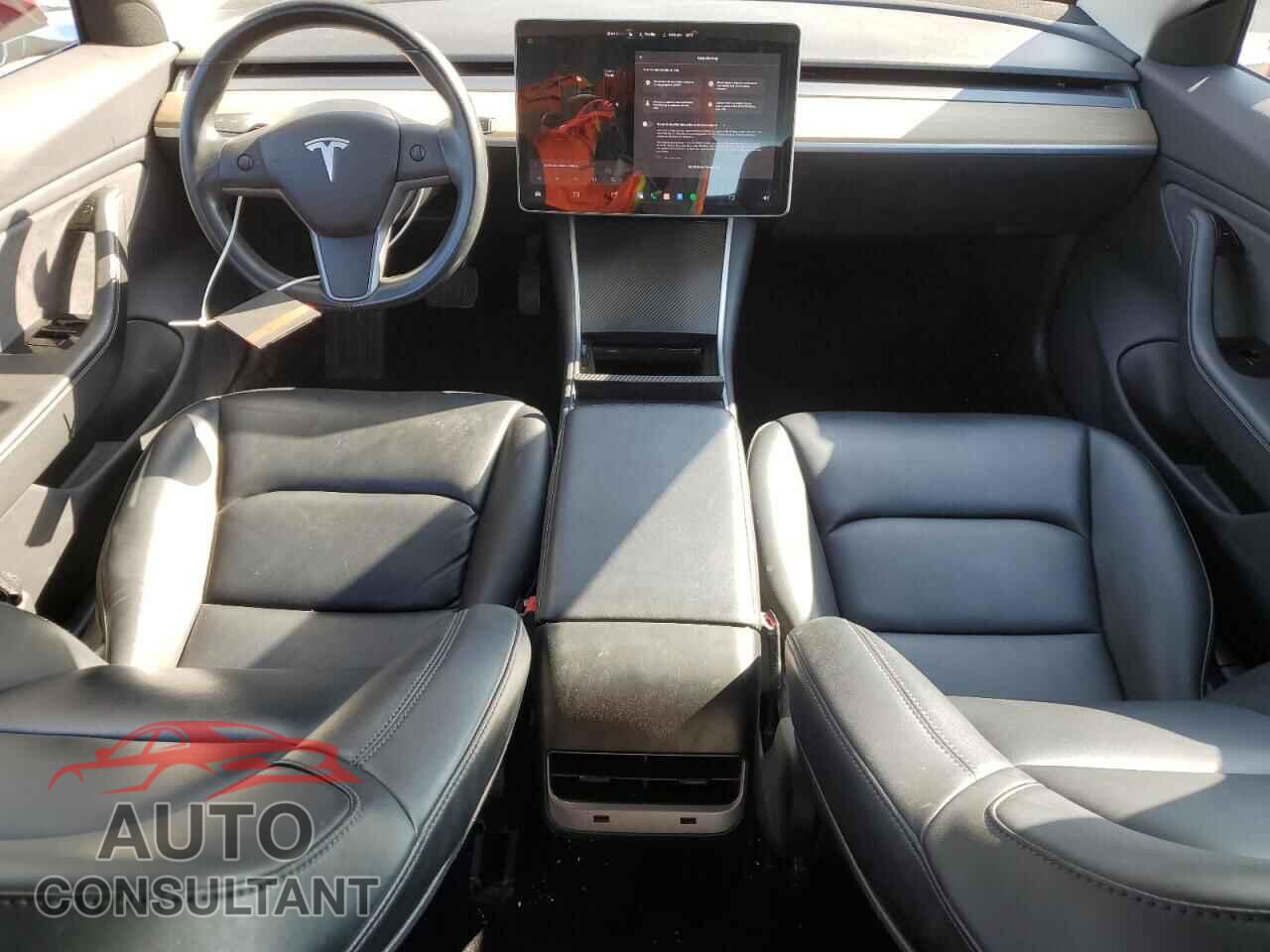 TESLA MODEL 3 2019 - 5YJ3E1EA5KF298992