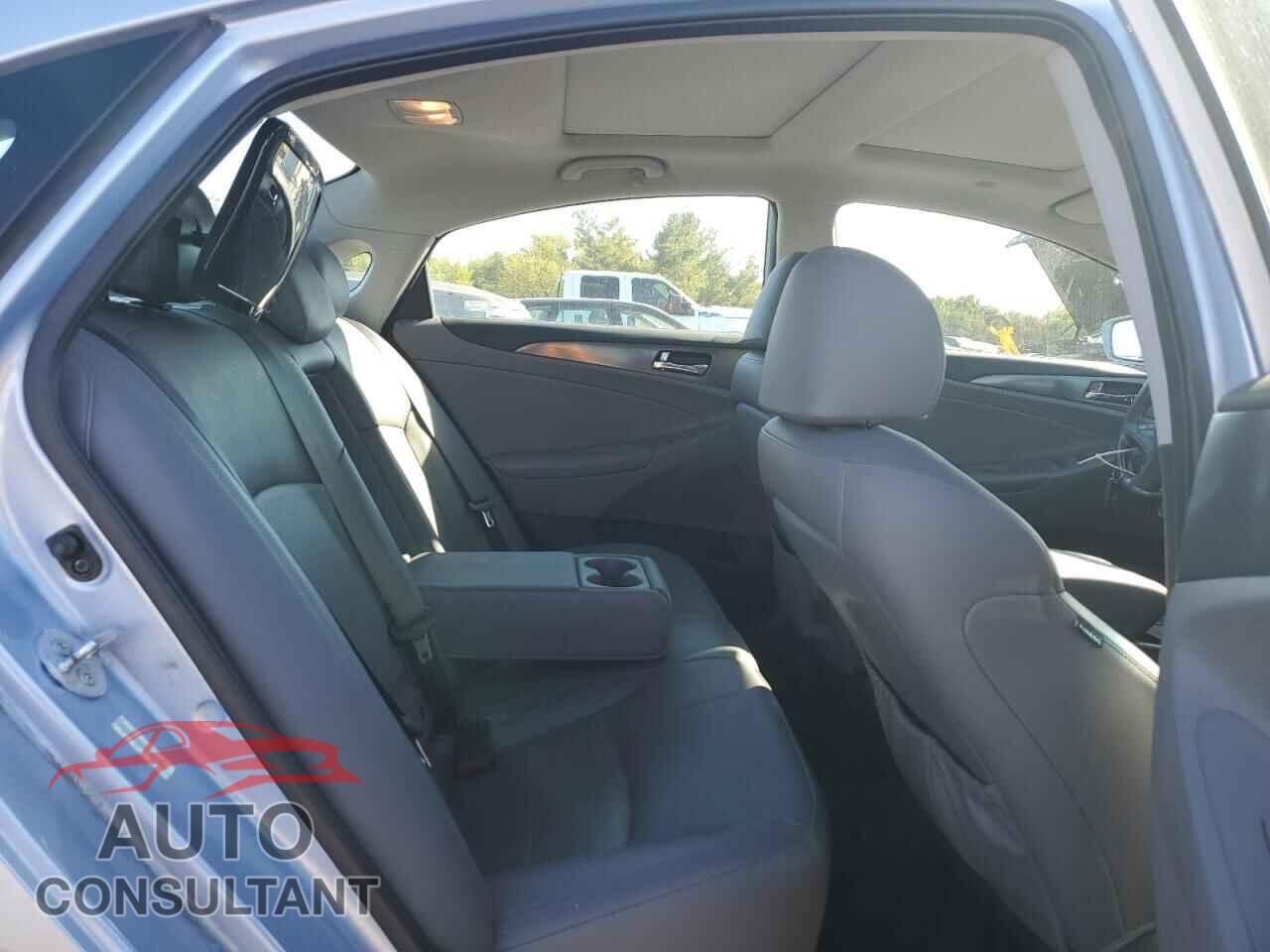 HYUNDAI SONATA 2012 - KMHEC4A4XCA044653