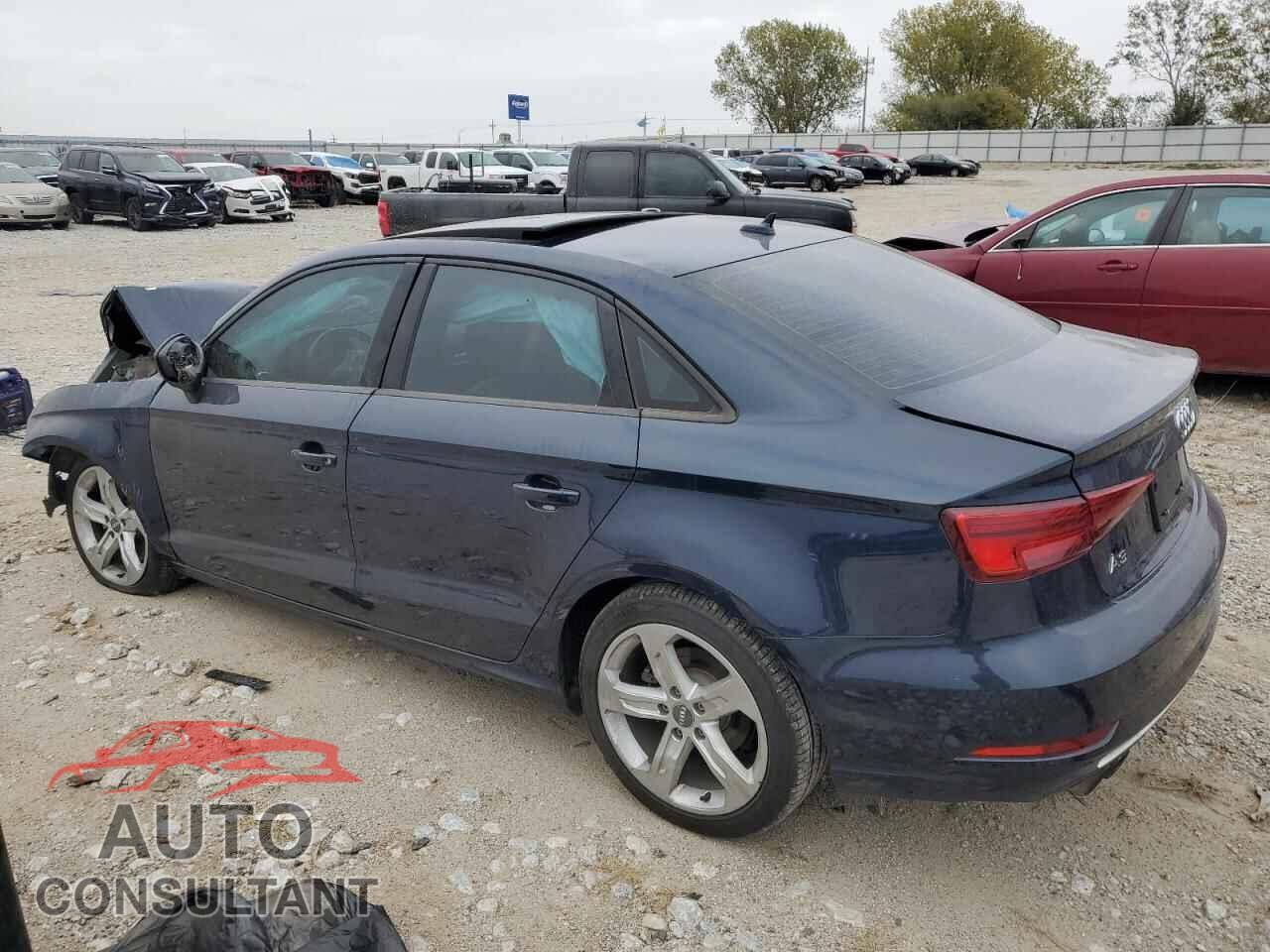 AUDI A3 2018 - WAUAUGFF5J1004857