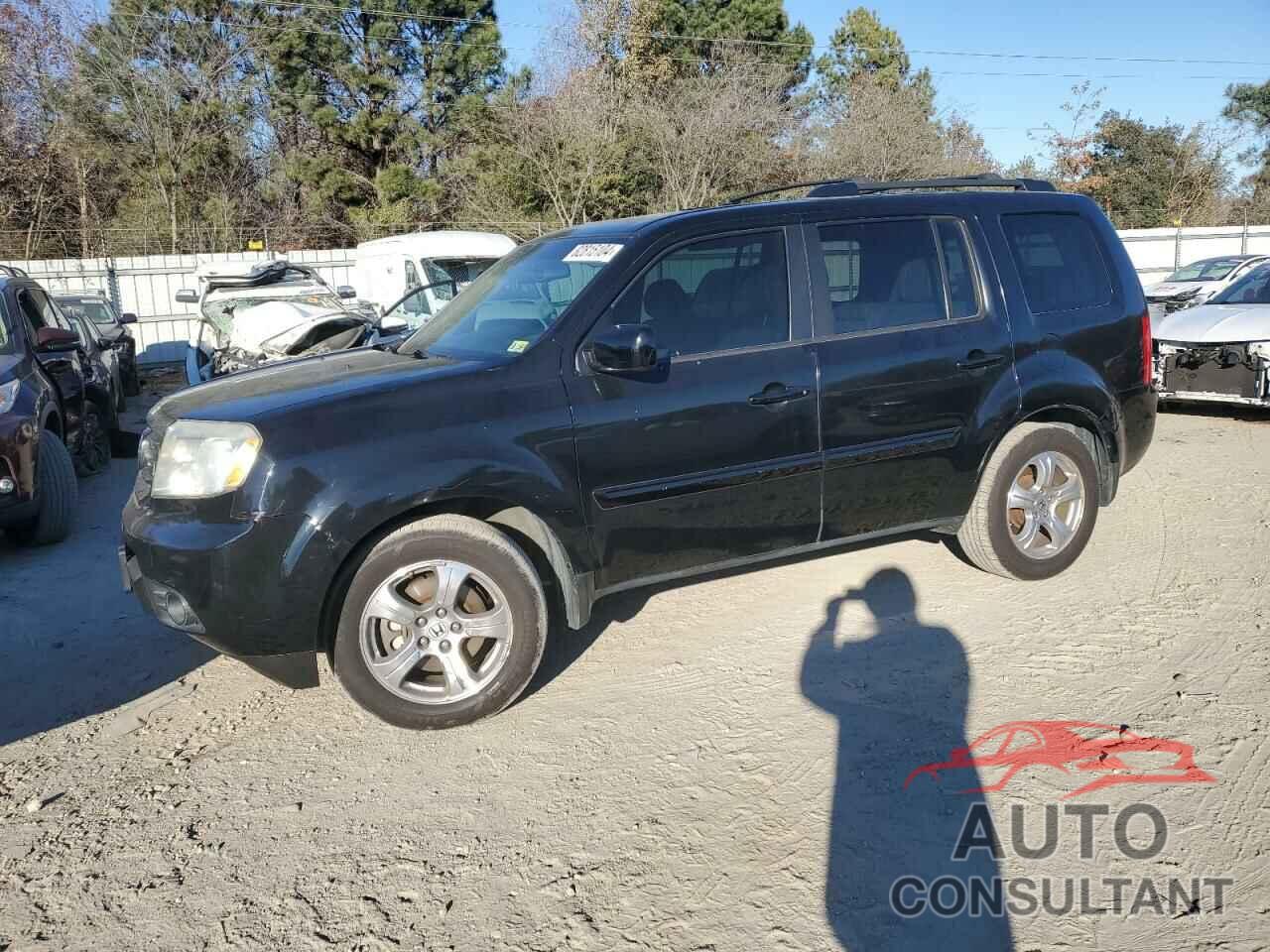 HONDA PILOT 2013 - 5FNYF4H77DB018285