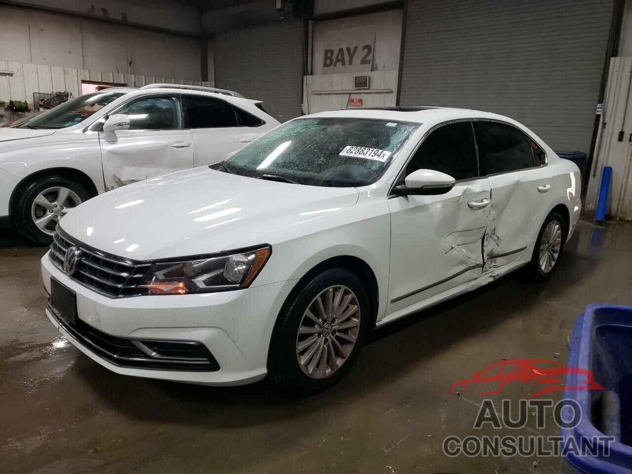 VOLKSWAGEN PASSAT 2017 - 1VWBT7A33HC052652