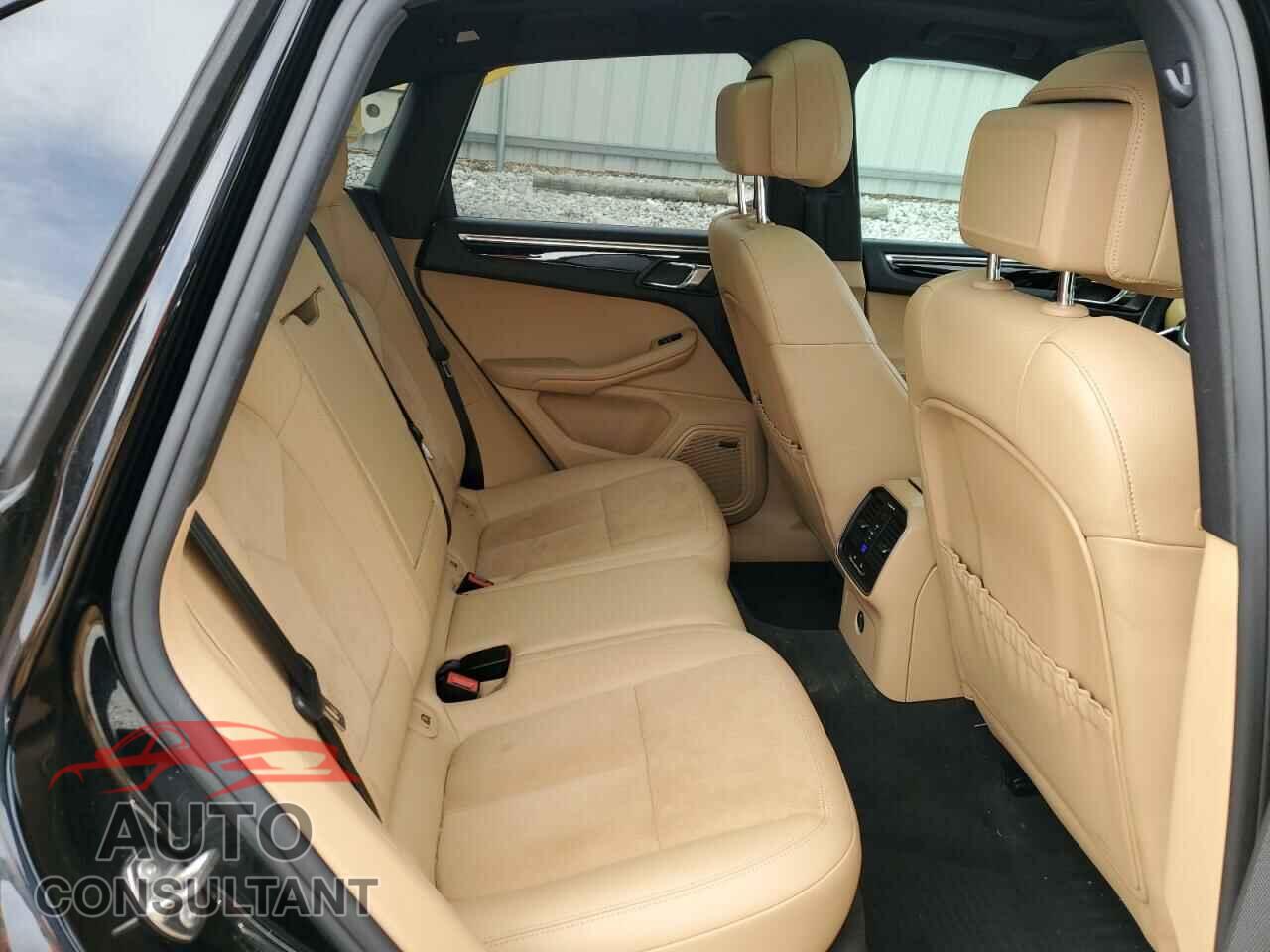 PORSCHE MACAN 2017 - WP1AA2A53HLB02957