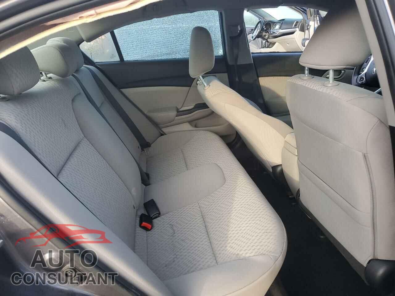 HONDA CIVIC 2015 - 19XFB2F58FE110037