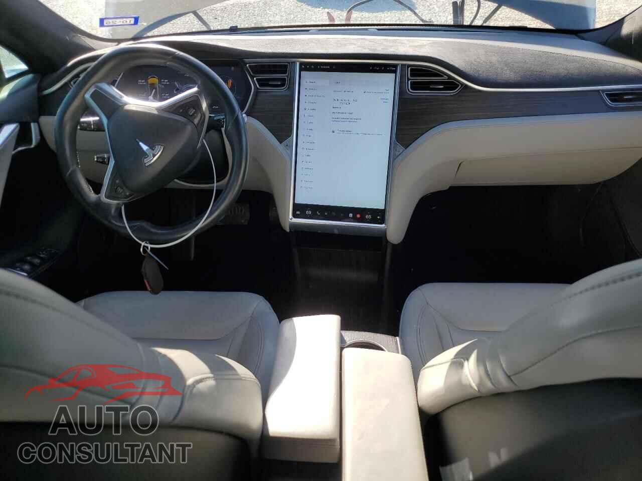 TESLA MODEL S 2015 - 5YJSA1E20FF110997