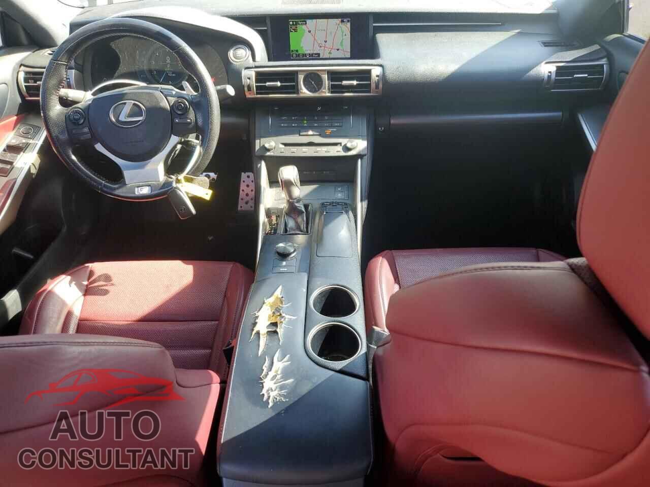 LEXUS IS 2016 - JTHBA1D26G5011877