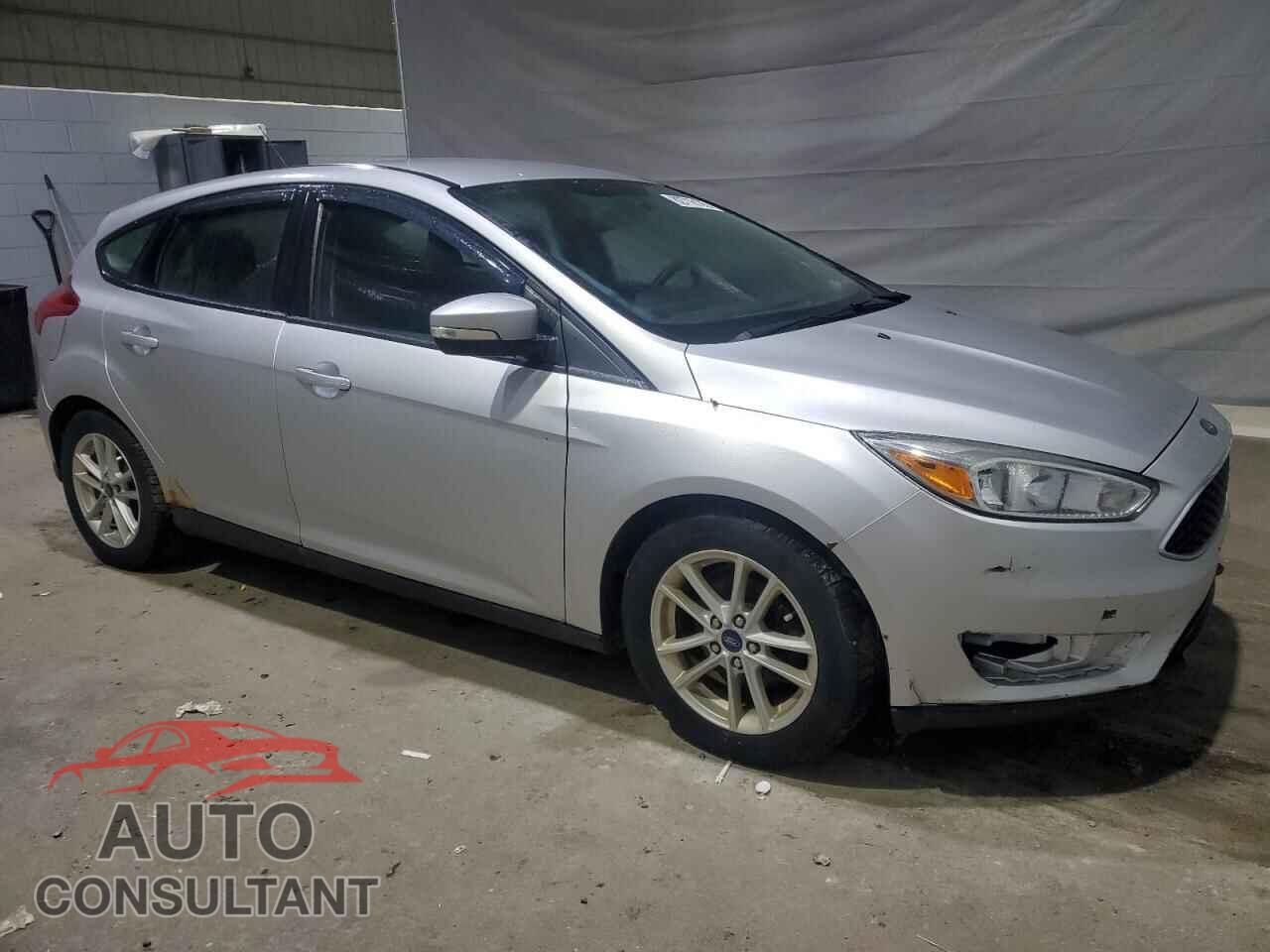 FORD FOCUS 2015 - 1FADP3K22FL237650