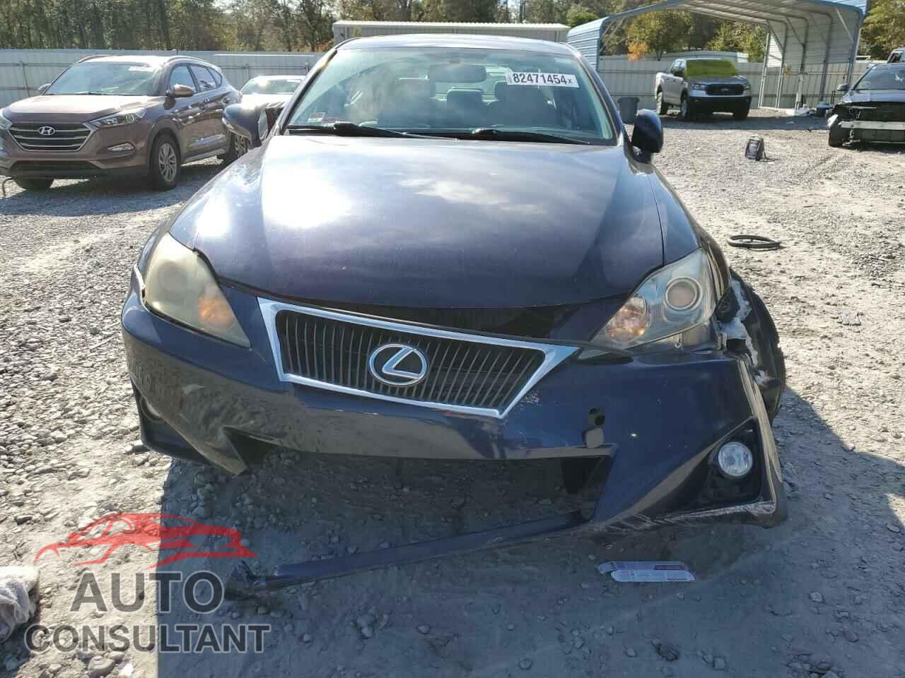 LEXUS IS 2011 - JTHBF5C28B5151965