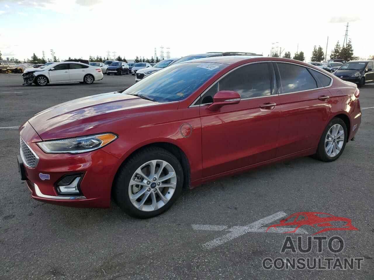 FORD FUSION 2019 - 3FA6P0SU2KR251682