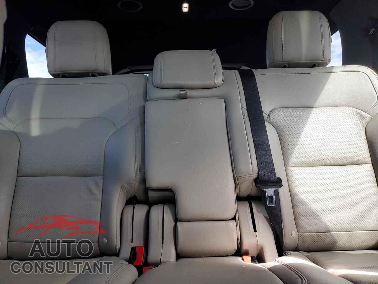 FORD EXPLORER 2018 - 1FM5K8F8XJGB52772