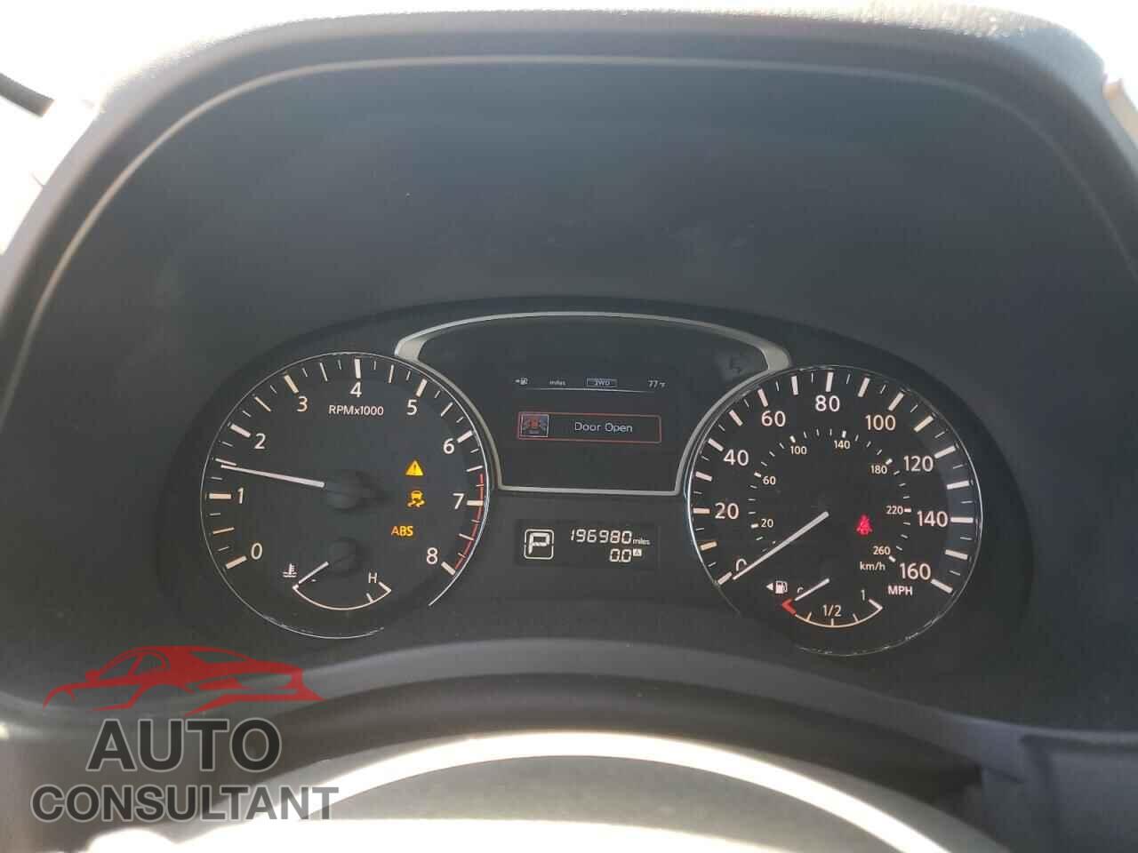NISSAN PATHFINDER 2013 - 5N1AR2MM8DC641139