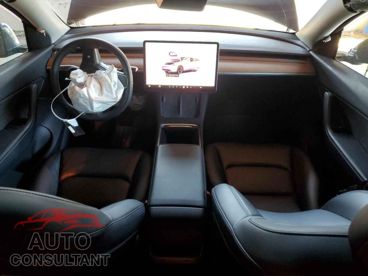 TESLA MODEL Y 2022 - 7SAYGAEE8NF387742