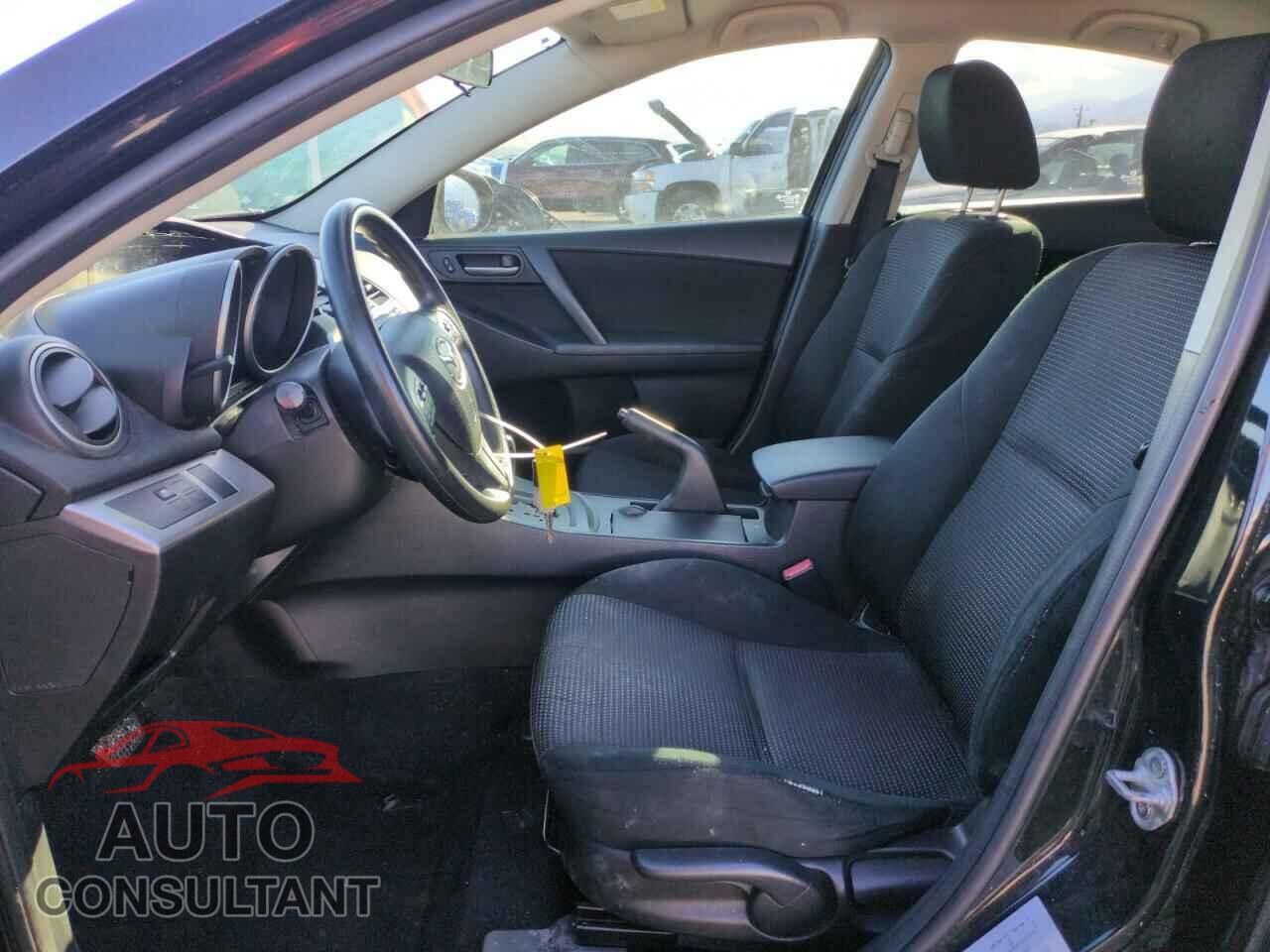 MAZDA 3 2013 - JM1BL1U71D1844500