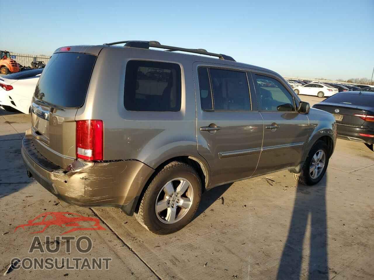 HONDA PILOT 2010 - 5FNYF3H58AB001905